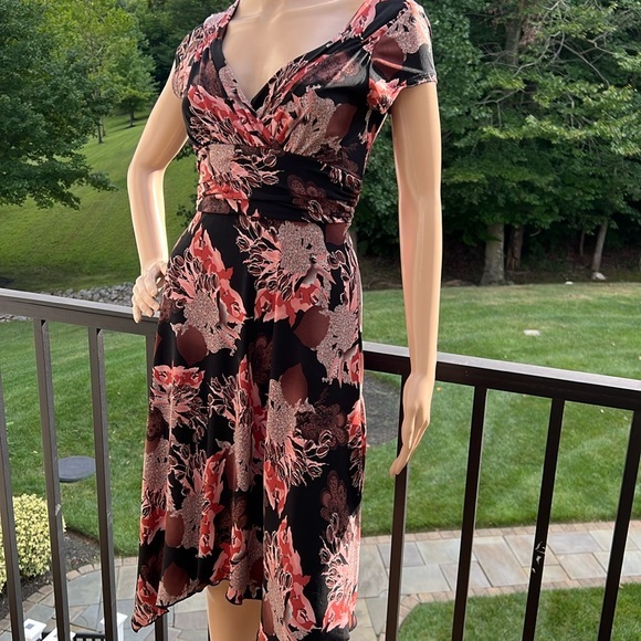 Cocomo beautiful v neck pink/black abstract design print scarf hem dress - Picture 1 of 10